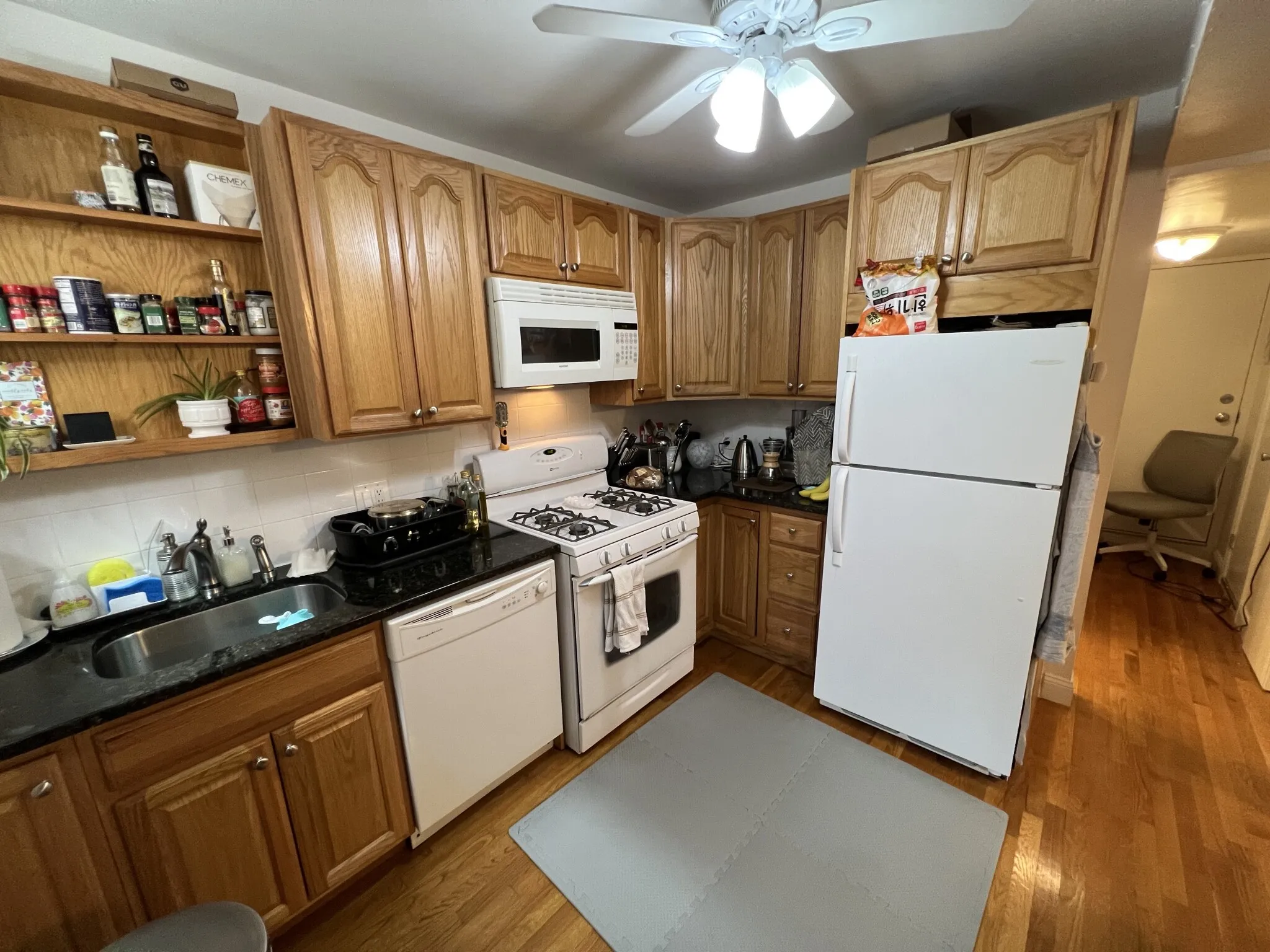 1 bed, 1 bath apartment for rent at 80 Sutherland Rd Unit 3AP, Brighton — photo 22 of 50
