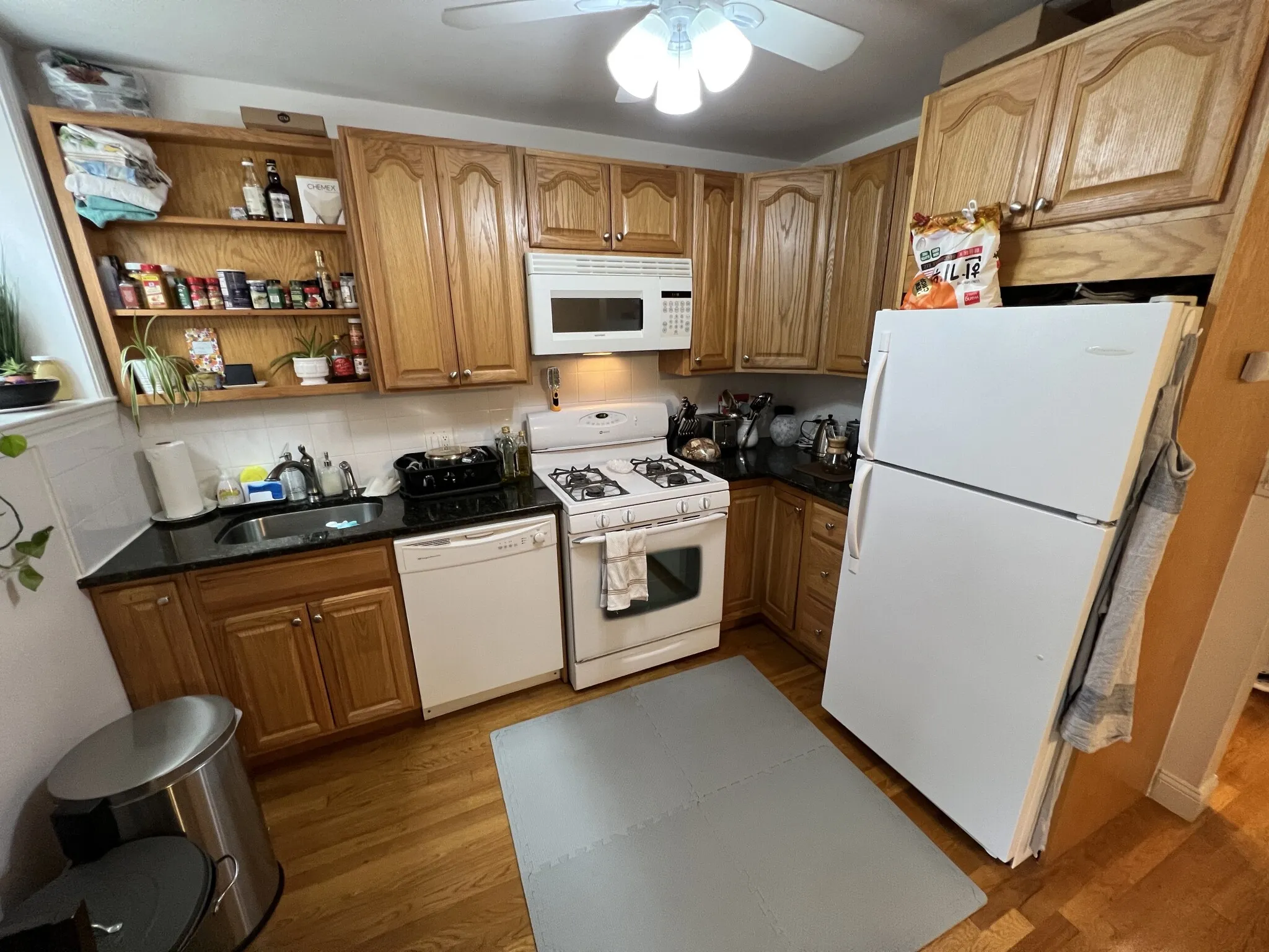 1 bed, 1 bath apartment for rent at 80 Sutherland Rd Unit 3AP, Brighton — photo 19 of 50