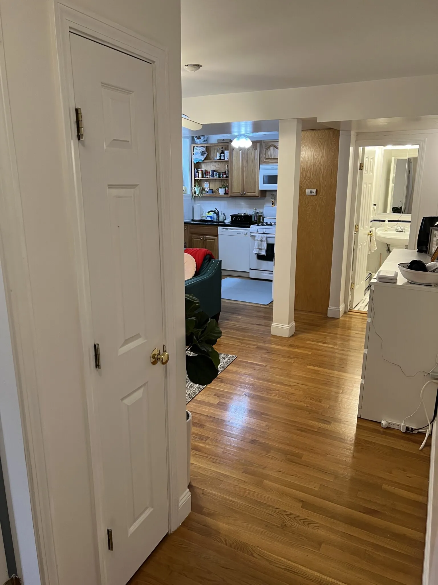 1 bed, 1 bath apartment for rent at 80 Sutherland Rd Unit 3AP, Brighton — photo 12 of 50