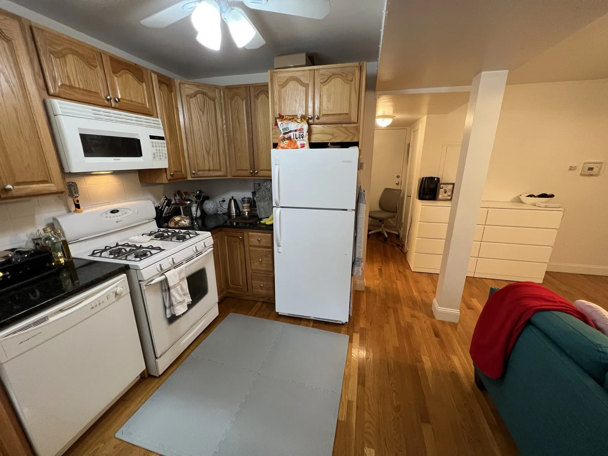 1 bed, 1 bath apartment for rent at 80 Sutherland Rd Unit 3AP, Brighton — photo 23 of 50