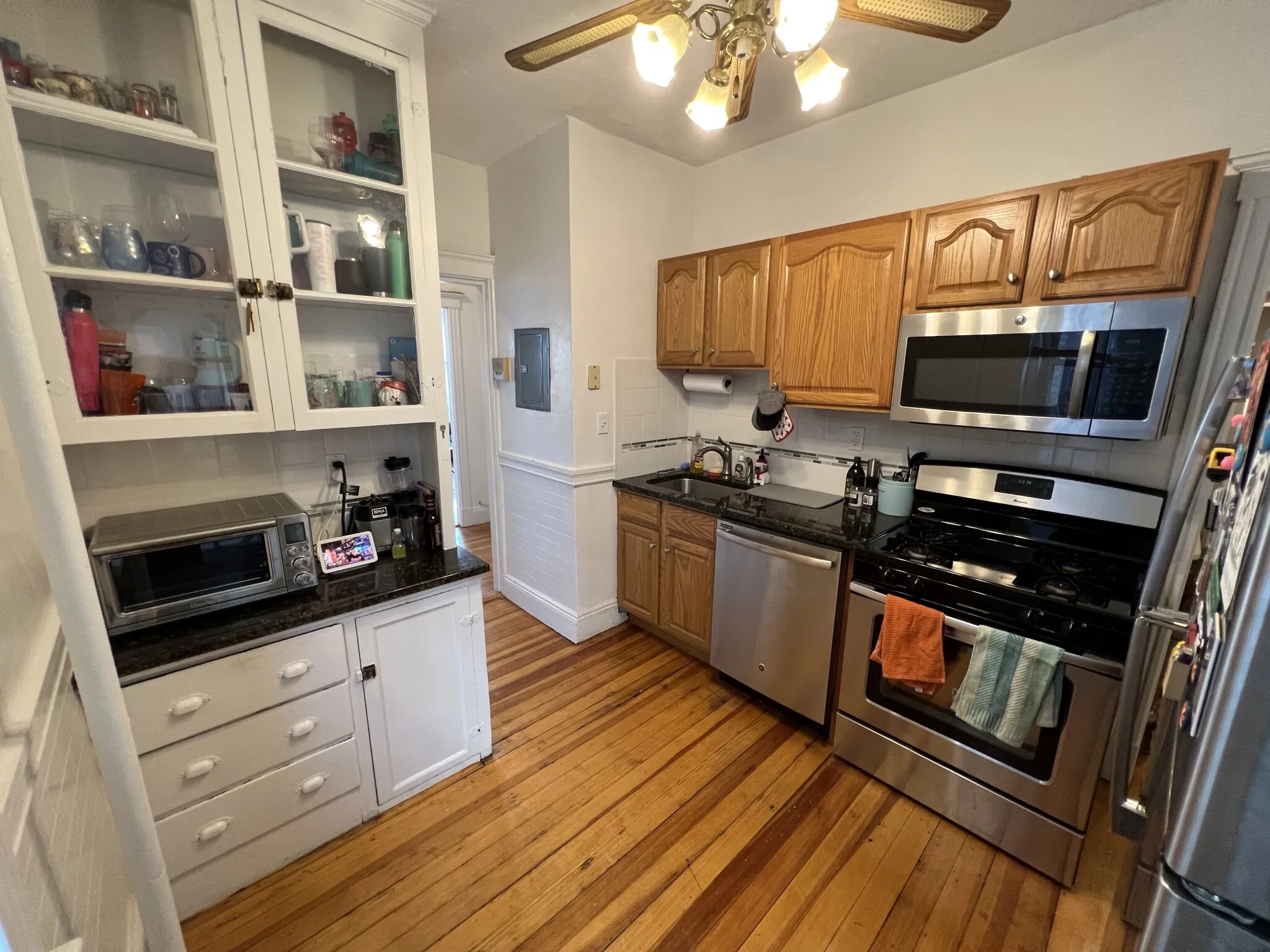 2 bed, 1 bath apartment for rent at 80 Sutherland Rd Unit 4P, Brighton — photo 10 of 31