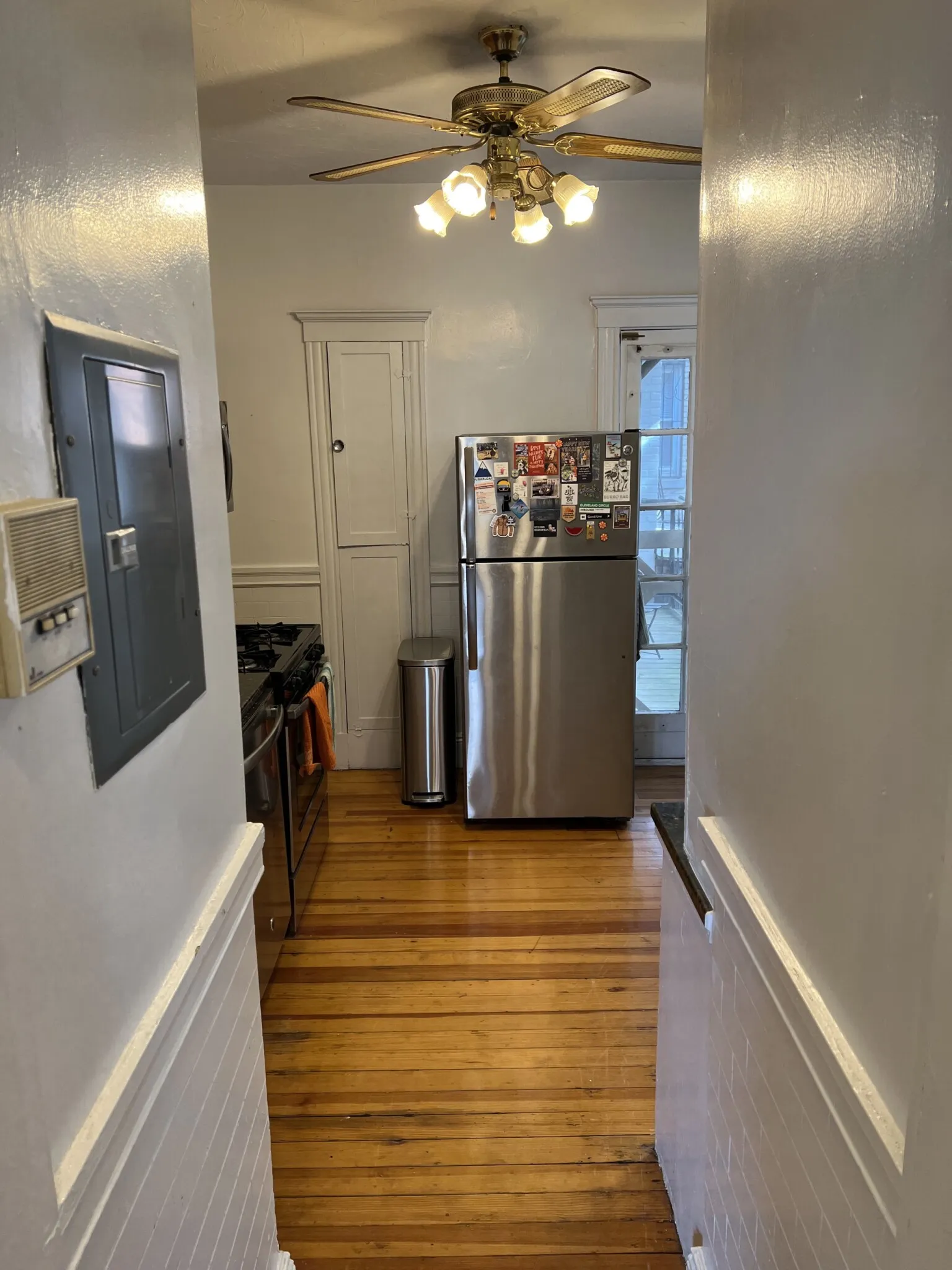 2 bed, 1 bath apartment for rent at 80 Sutherland Rd Unit 4P, Brighton — photo 7 of 31