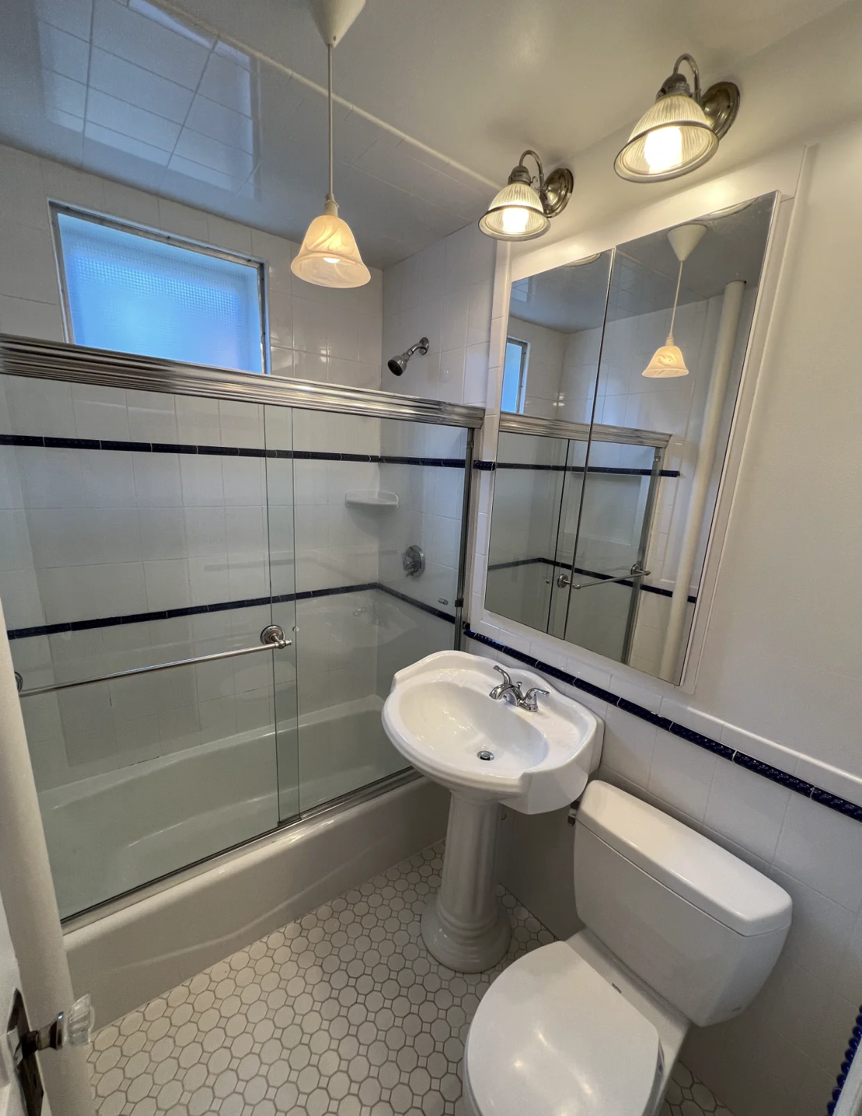2 bed, 1 bath apartment for rent at 80 Sutherland Rd Unit 6, Brighton — photo 6 of 10