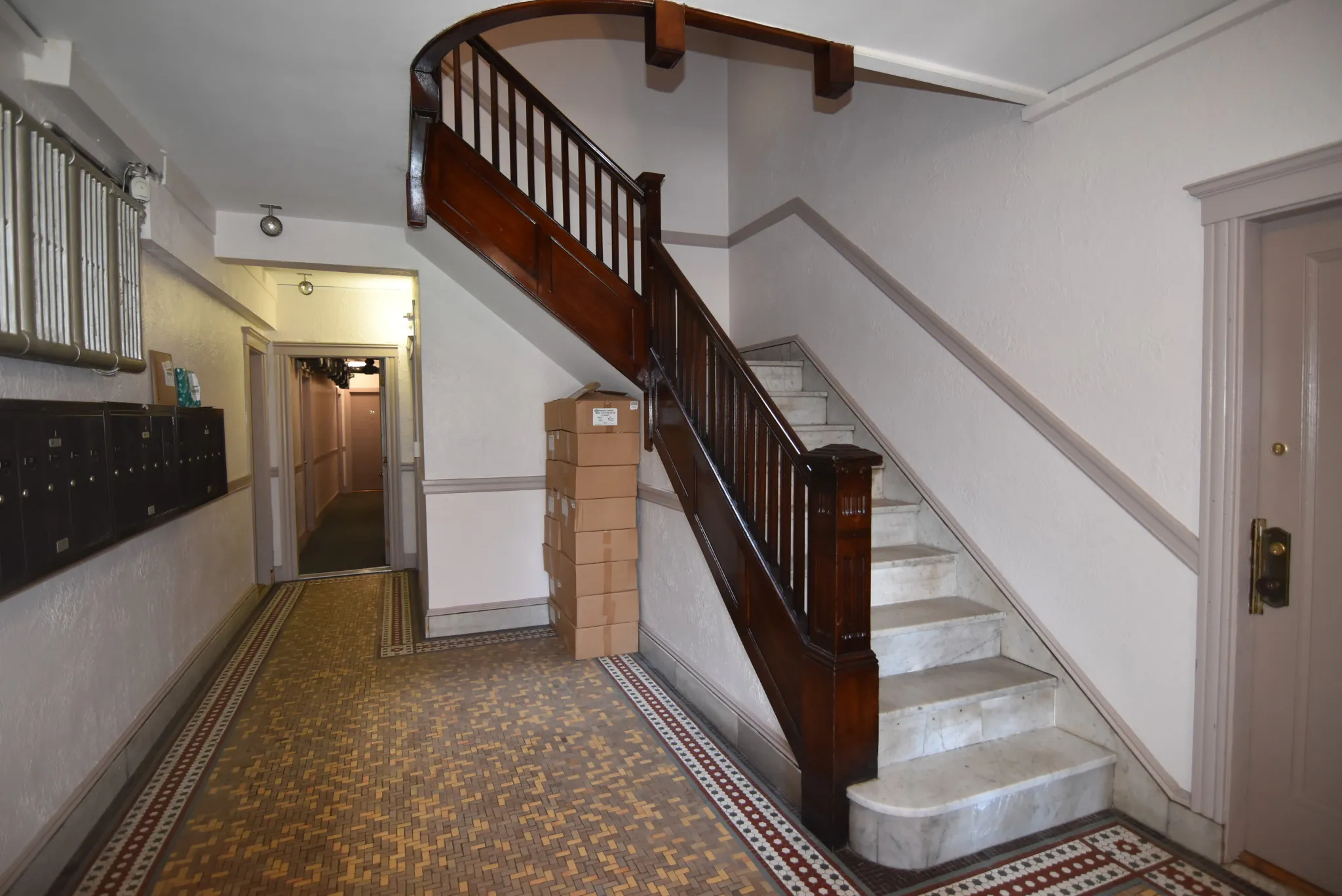 2 bed, 1 bath apartment for rent at 80 Sutherland Rd Unit 6, Brighton — photo 9 of 10