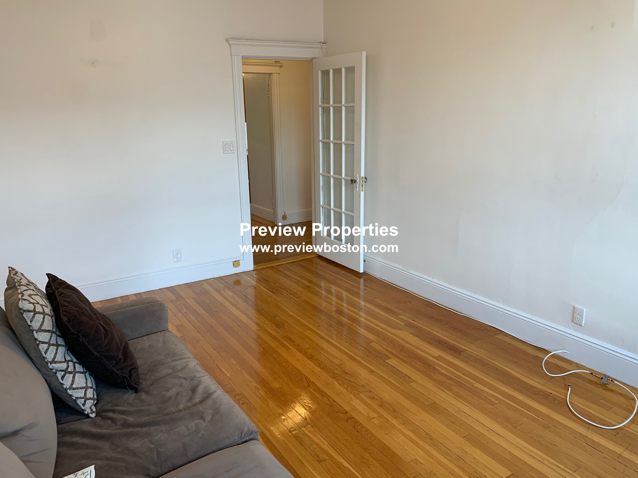 2 bed, 1 bath apartment for rent at 80 Sutherland Rd Unit 8, Brighton — photo 107 of 114
