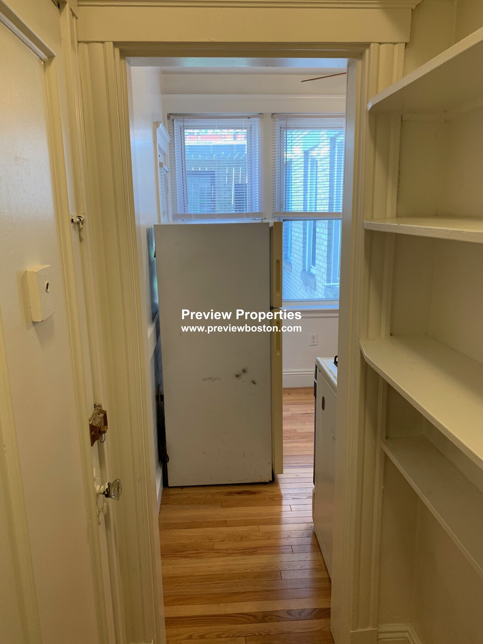 2 bed, 1 bath apartment for rent at 80 Sutherland Rd Unit 8, Brighton — photo 77 of 114
