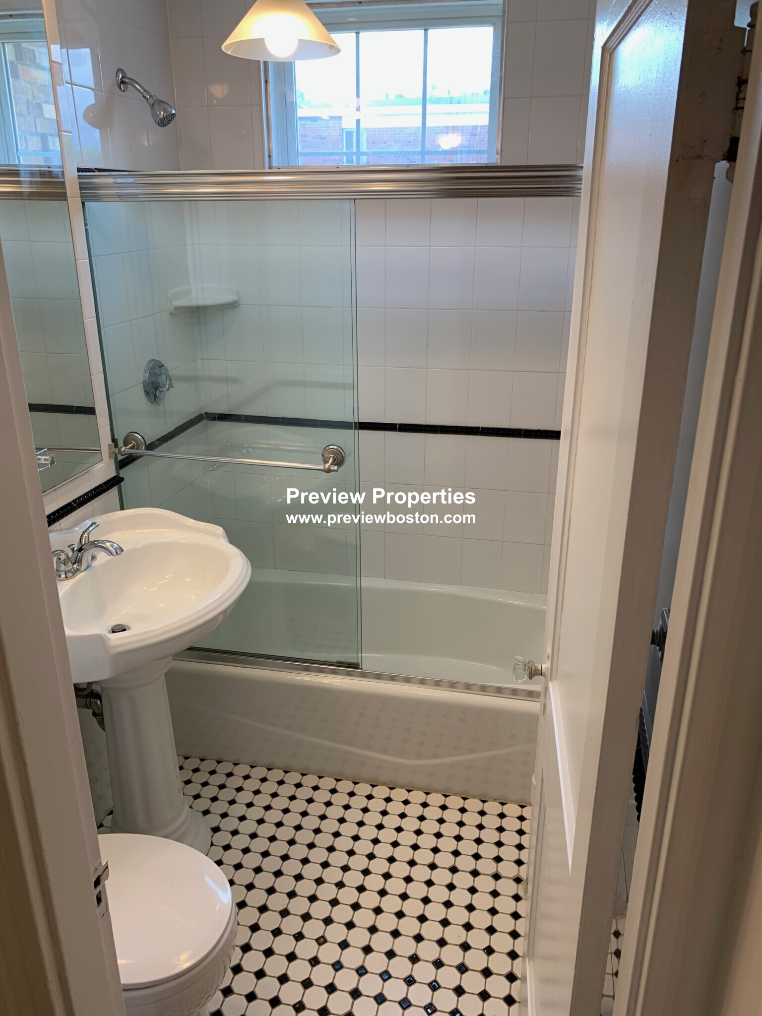 2 bed, 1 bath apartment for rent at 80 Sutherland Rd Unit 8, Brighton — photo 91 of 114