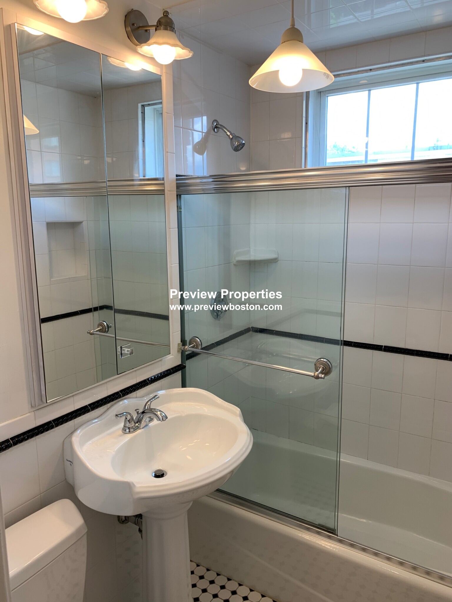 2 bed, 1 bath apartment for rent at 80 Sutherland Rd Unit 8, Brighton — photo 88 of 114