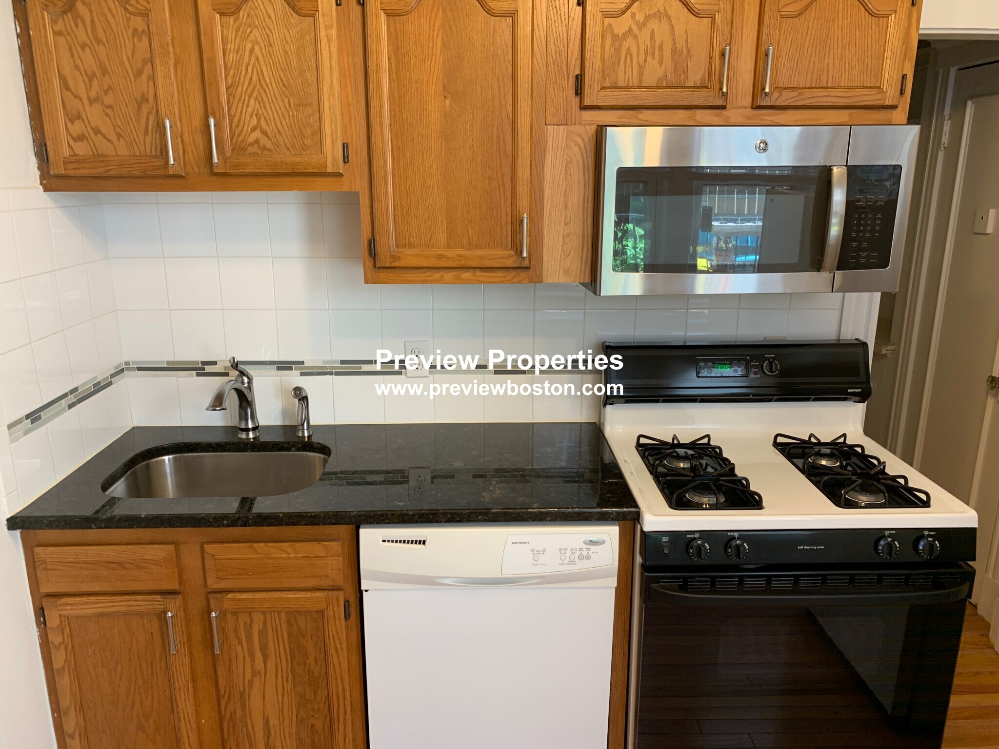 2 bed, 1 bath apartment for rent at 80 Sutherland Rd Unit 8, Brighton — photo 94 of 114