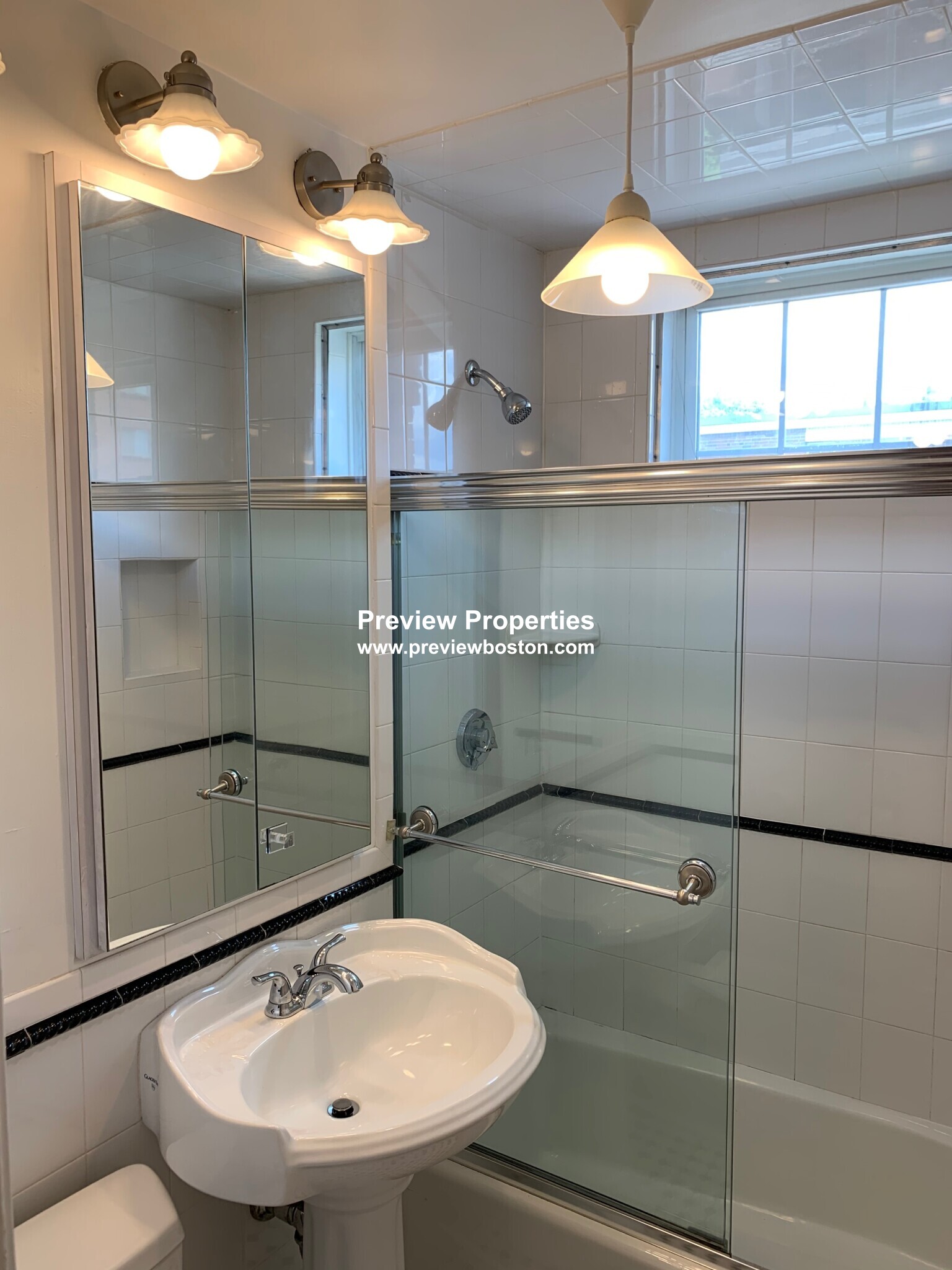 2 bed, 1 bath apartment for rent at 80 Sutherland Rd Unit 8, Brighton — photo 89 of 114