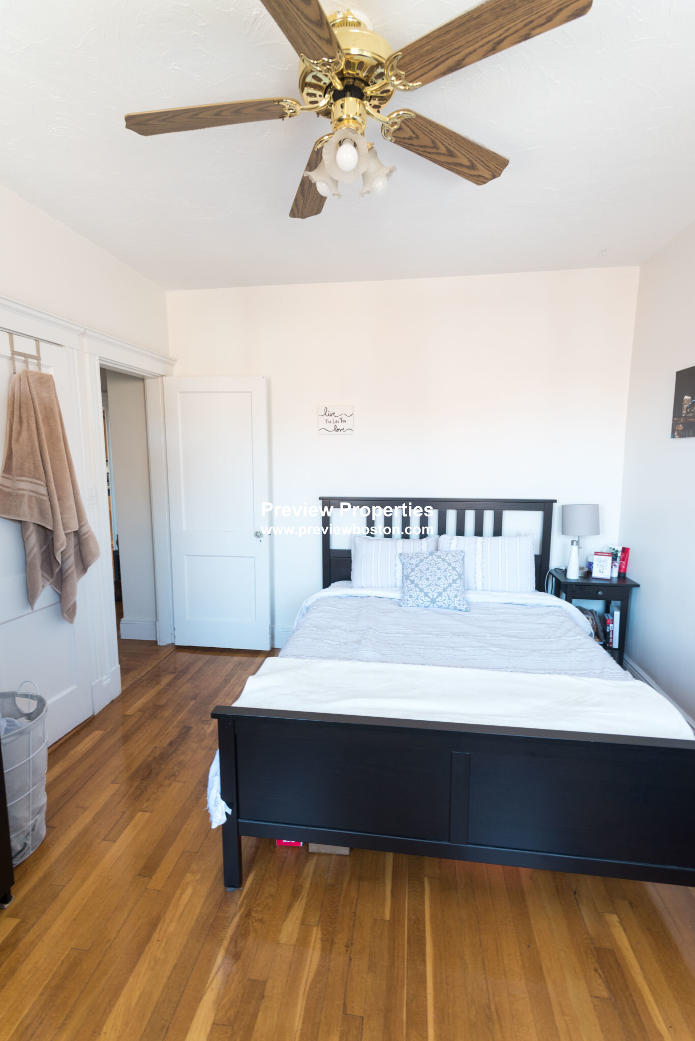 2 bed, 1 bath apartment for rent at 80 Sutherland Rd Unit 8, Brighton — photo 73 of 114