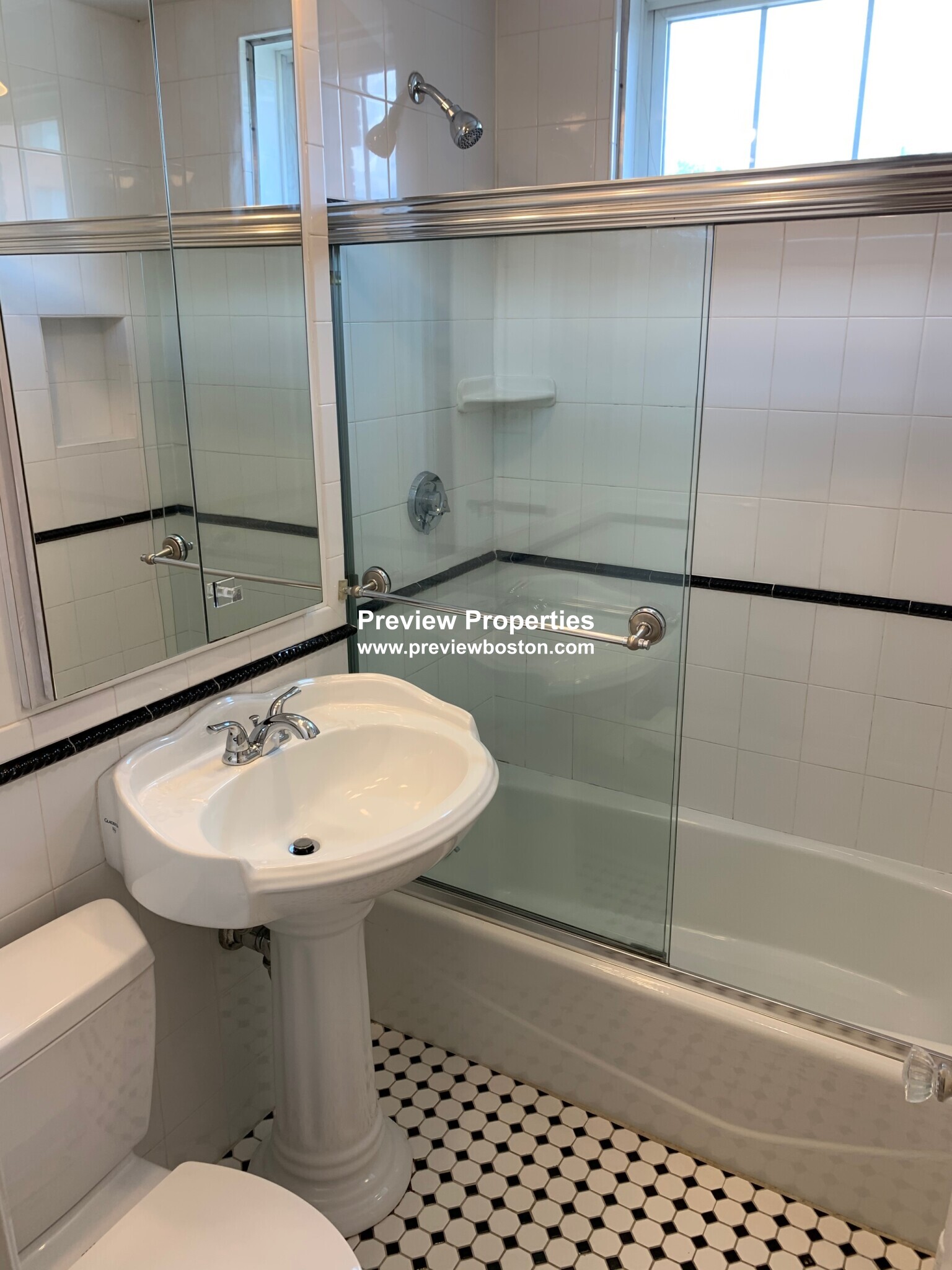2 bed, 1 bath apartment for rent at 80 Sutherland Rd Unit 8, Brighton — photo 90 of 114