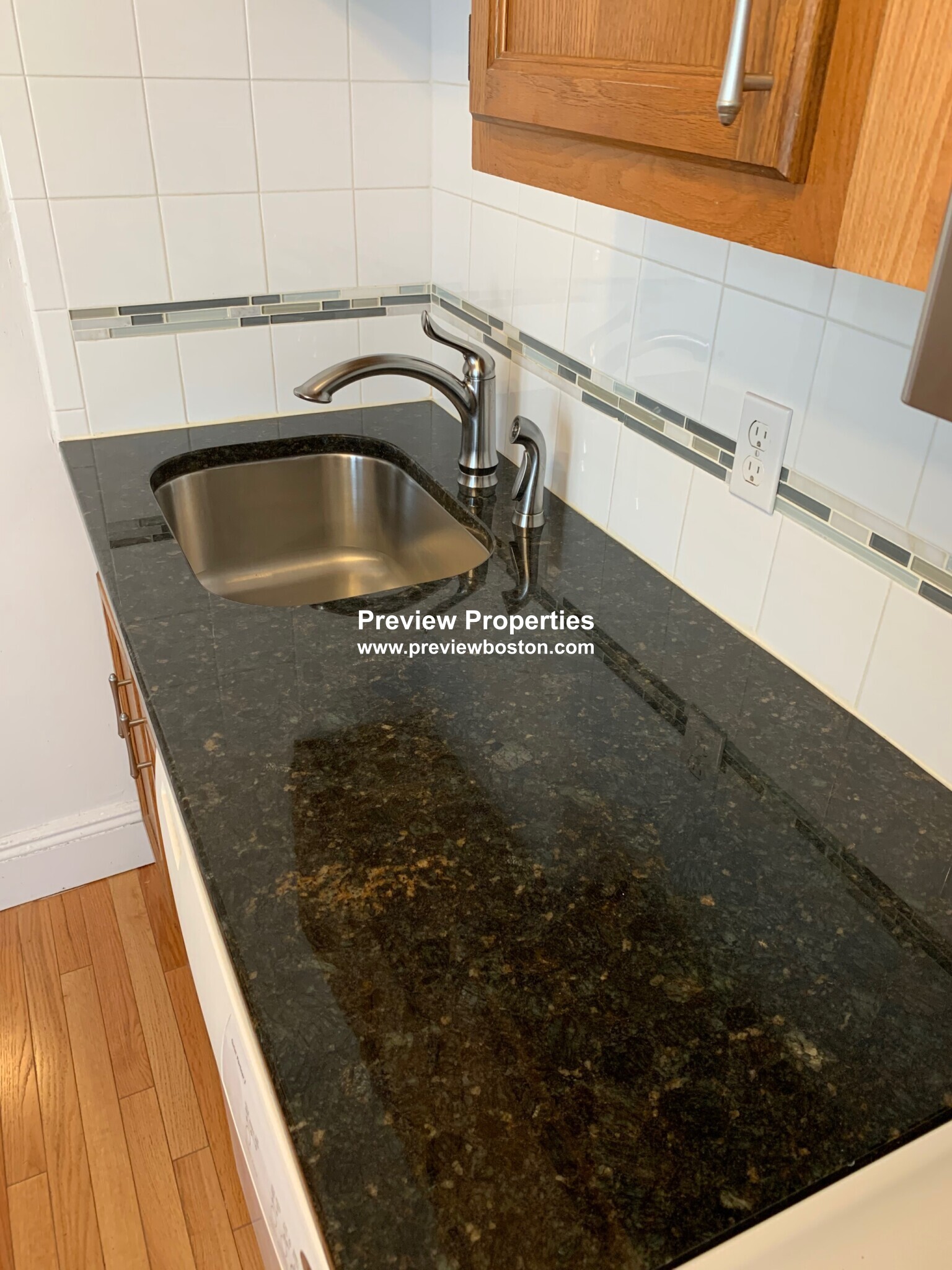 2 bed, 1 bath apartment for rent at 80 Sutherland Rd Unit 8, Brighton — photo 93 of 114