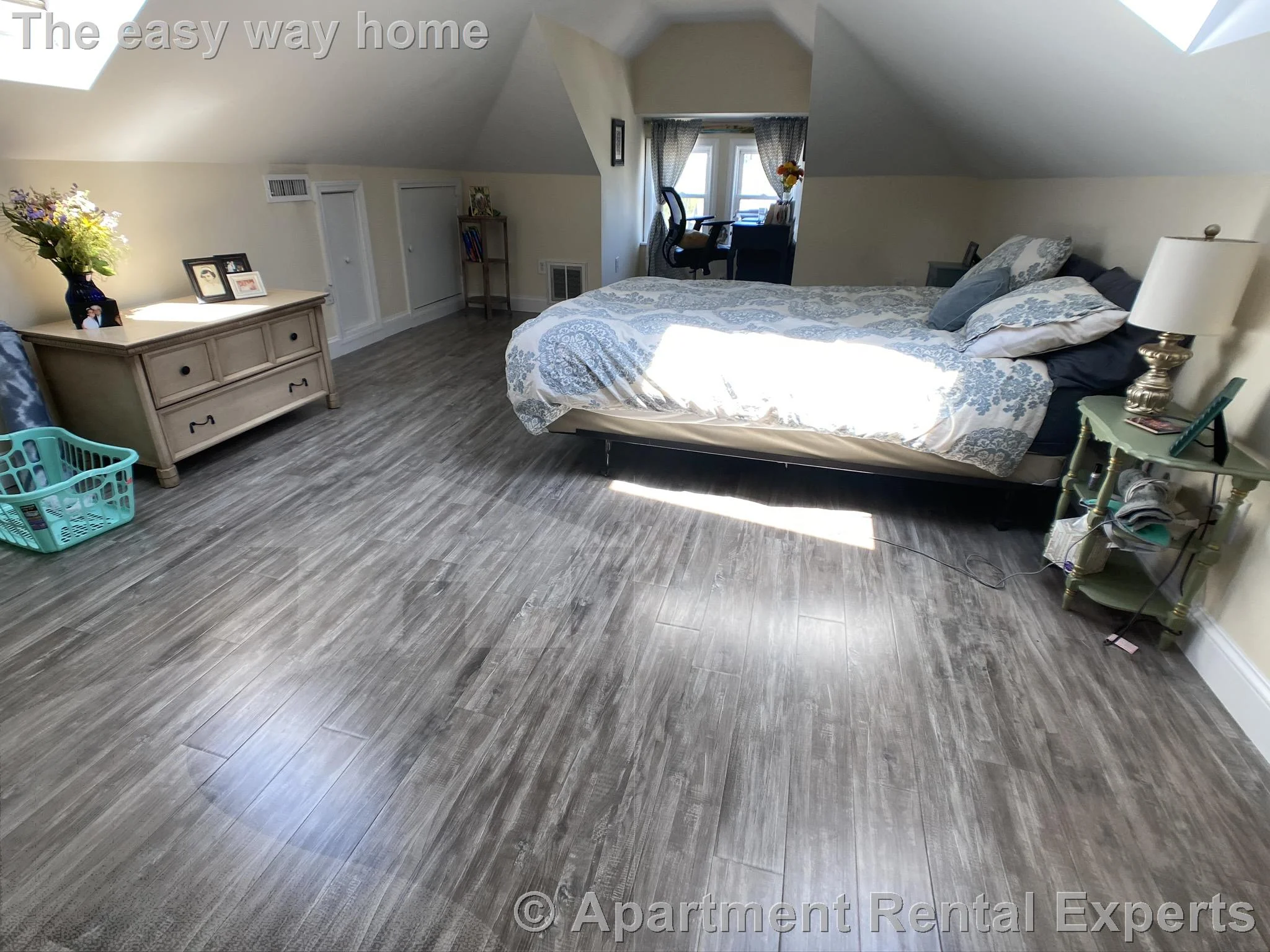 4 bed, 2 bath apartment for rent at 80 Ten Hills Rd, Ten Hills — photo 7 of 20