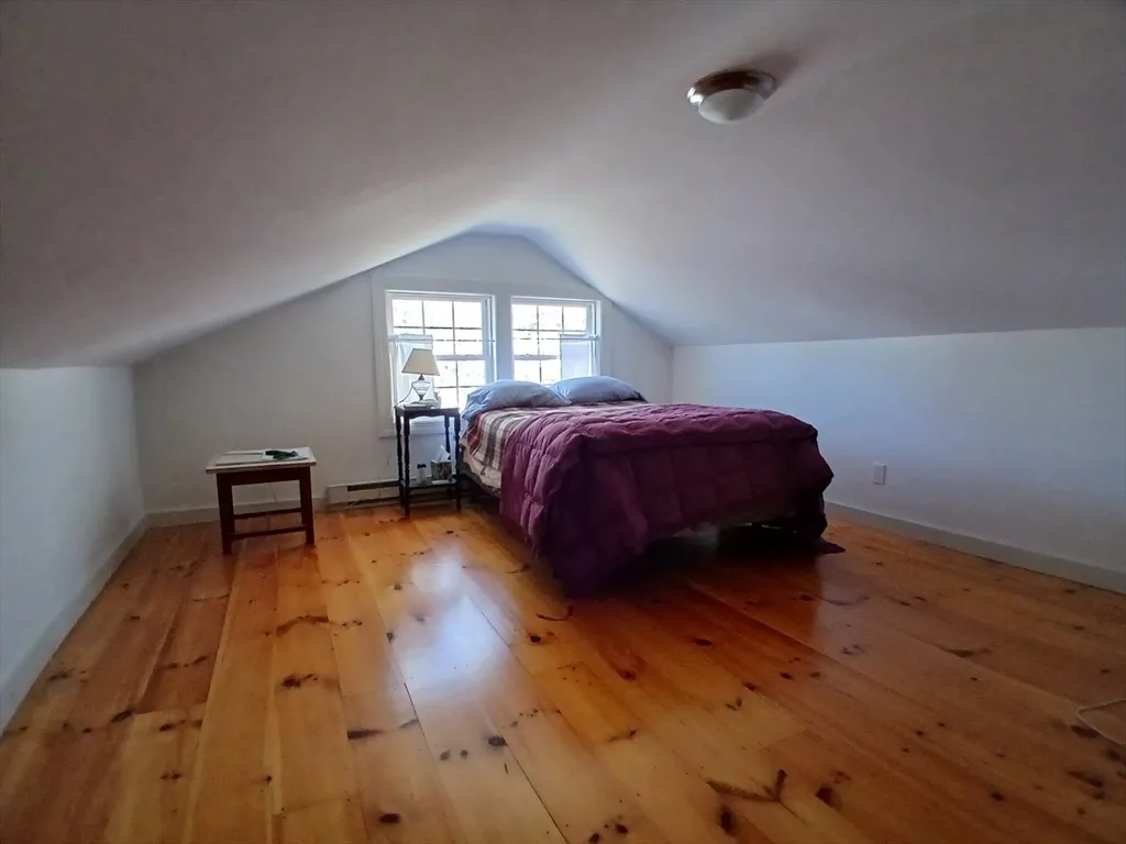 1 bed, 1 bath apartment for rent at 80 Thatcher Rd Unit 3, Long Beach — photo 7 of 11
