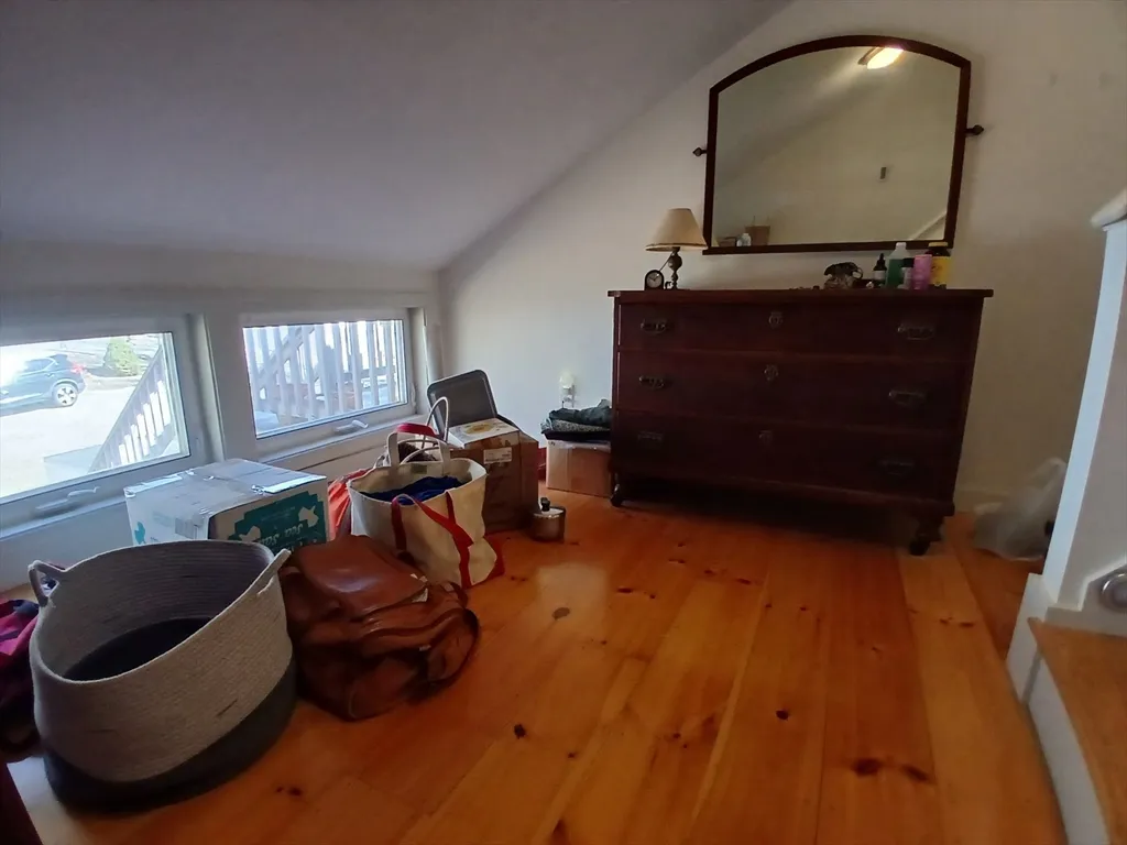 1 bed, 1 bath apartment for rent at 80 Thatcher Rd Unit 3, Long Beach — photo 6 of 11