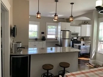 3 bed, 1 bath apartment for rent at 80 Trafford St Unit 1, Quincy — photo 4 of 9