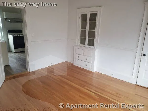 2 bed, 1 bath apartment for rent at 80 Upland Rd Unit 1, Belmont — photo 8 of 16