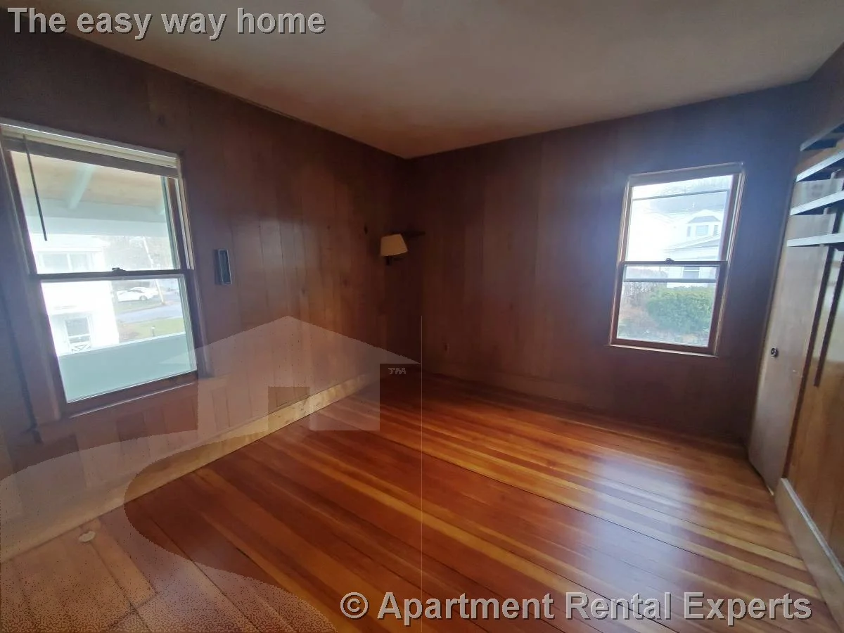 3 bed, 1 bath apartment for rent at 80 Upland Rd Unit 2, Belmont — photo 14 of 20