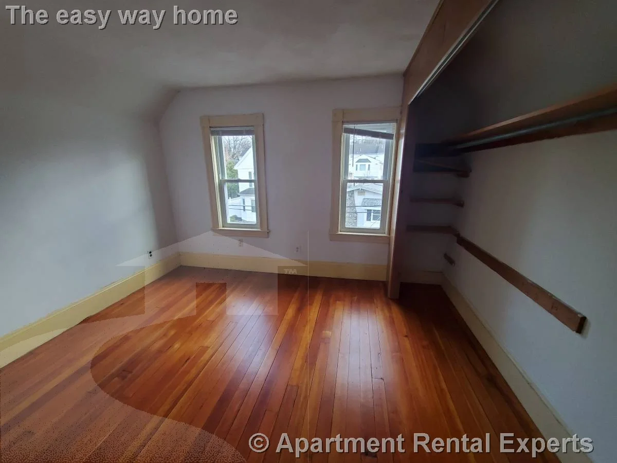 3 bed, 1 bath apartment for rent at 80 Upland Rd Unit 2, Belmont — photo 4 of 20