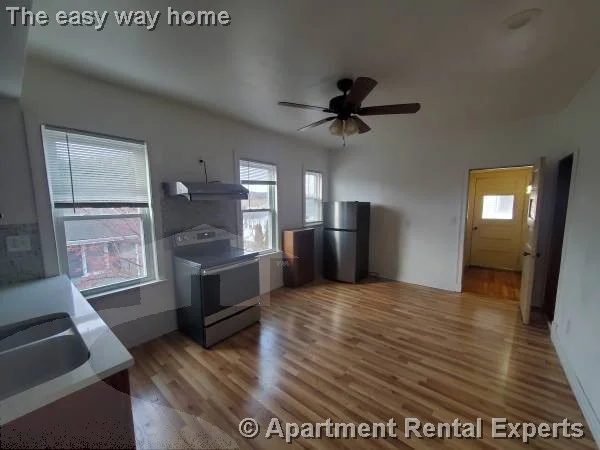 3 bed, 1 bath apartment for rent at 80 Upland Rd Unit 2, Belmont — photo 13 of 20