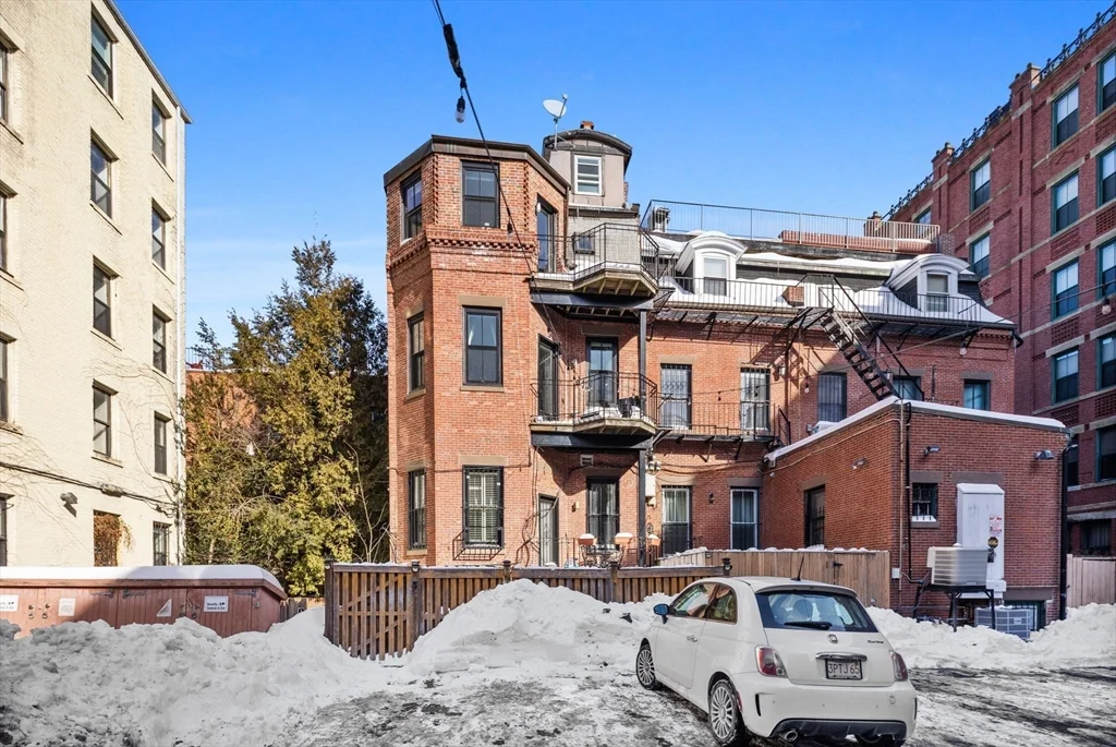 2 bed, 1 bath apartment for rent at 80 West Concord Unit 3, South End — photo 21 of 24