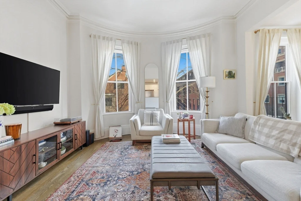 2 bed, 1 bath apartment for rent at 80 West Concord Unit 3, South End — photo 6 of 24