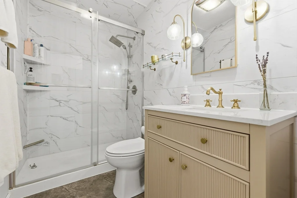 2 bed, 1 bath apartment for rent at 80 West Concord Unit 3, South End — photo 12 of 24