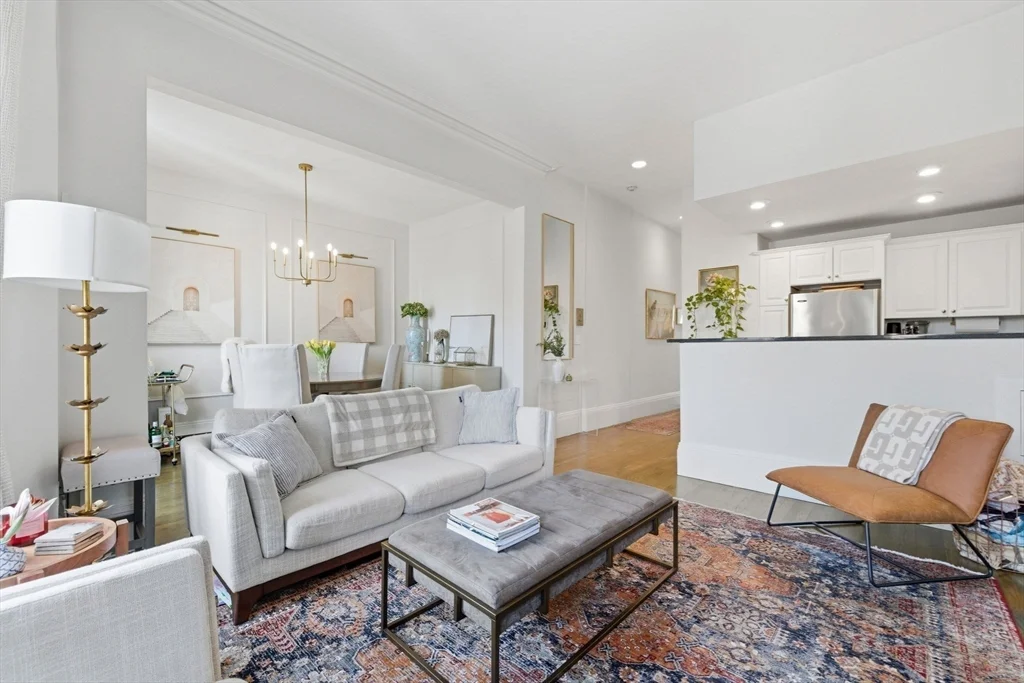 2 bed, 1 bath apartment for rent at 80 West Concord Unit 3, South End — photo 8 of 24
