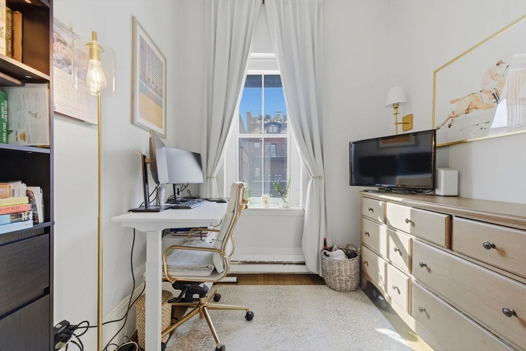 2 bed, 1 bath apartment for rent at 80 West Concord Unit 3, South End — photo 19 of 24