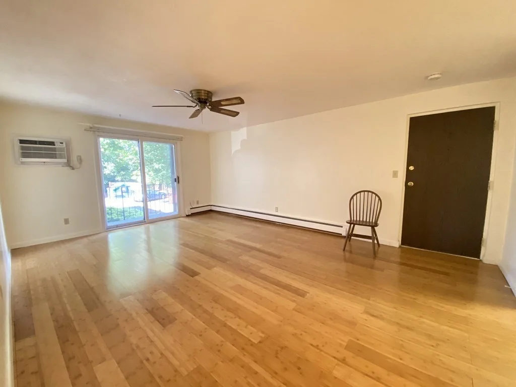 2 bed, 1 bath apartment for rent at 80 Walnut St Unit 108, Canton — photo 4 of 17