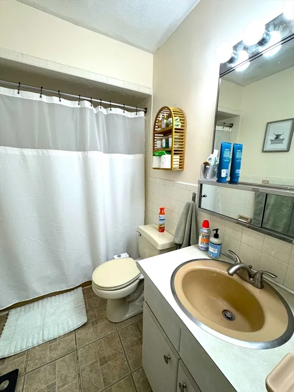 1 bed, 1 bath apartment for rent at 80 Walnut St Unit 210, Canton — photo 16 of 21