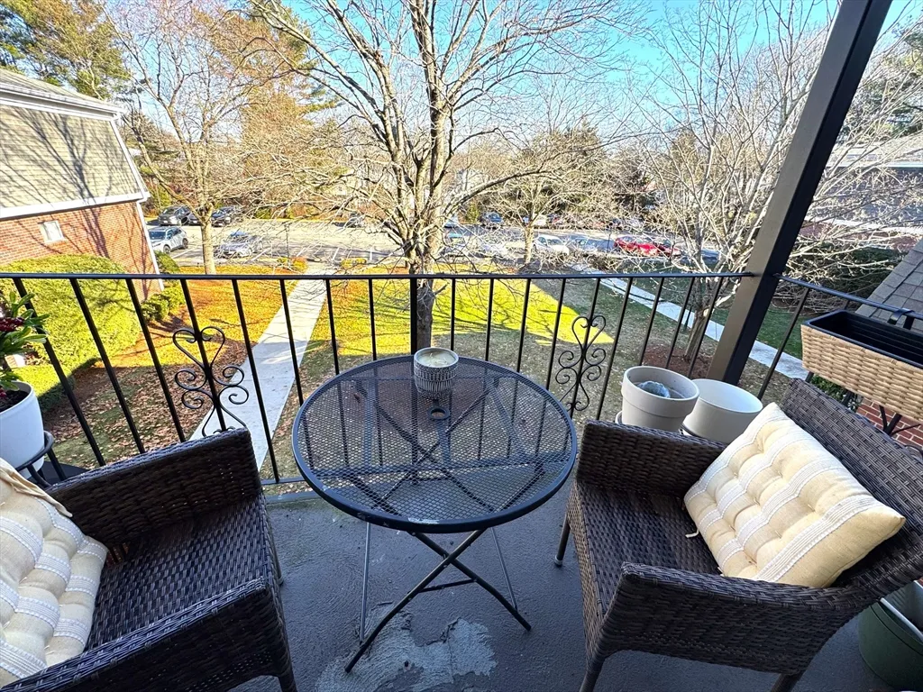 1 bed, 1 bath apartment for rent at 80 Walnut St Unit 210, Canton — photo 19 of 21