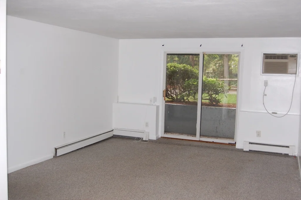 1 bed, 1 bath apartment for rent at 80 Walnut St Unit 303, Canton — photo 5 of 13