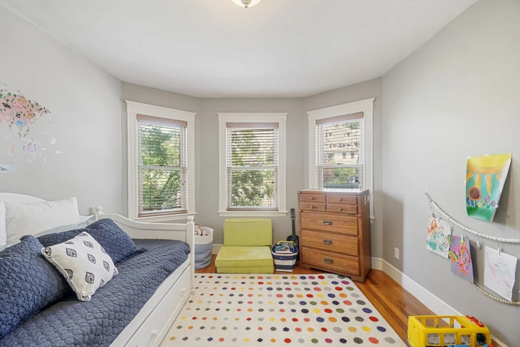 3 bed, 2 bath apartment for rent at 80 Westmoreland St Unit 2, Dorchester — photo 19 of 26