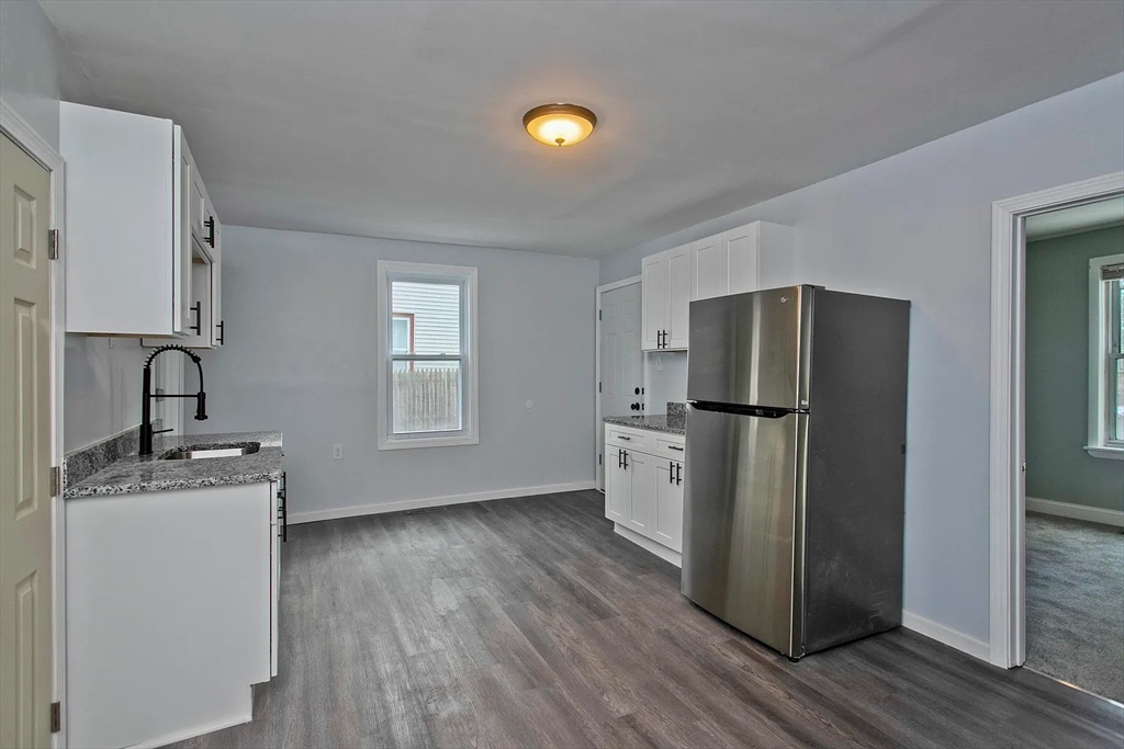 3 bed, 1 bath apartment for rent at 80 White St Unit 1, Westfield — photo 6 of 20