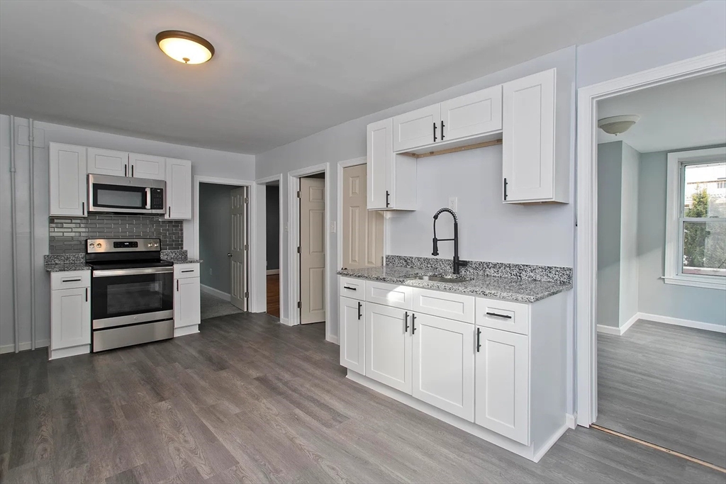 3 bed, 1 bath apartment for rent at 80 White St Unit 1, Westfield — photo 5 of 20