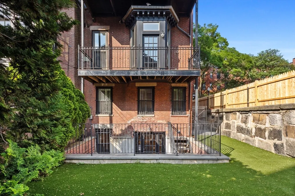 2 bed, 2.5 bath apartment for rent at 80 Worcester St Unit A, South End — photo 6 of 34