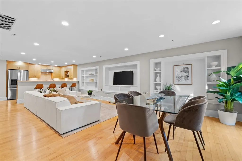 2 bed, 2.5 bath apartment for rent at 80 Worcester St Unit A, South End — photo 11 of 34