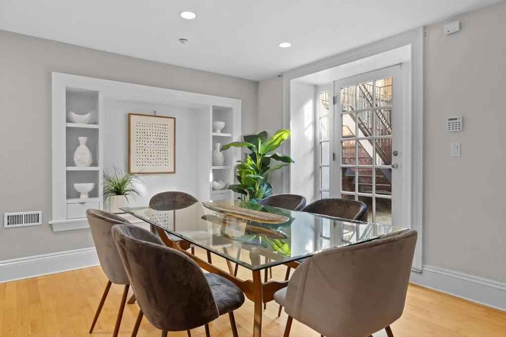 2 bed, 2.5 bath apartment for rent at 80 Worcester St Unit A, South End — photo 9 of 34