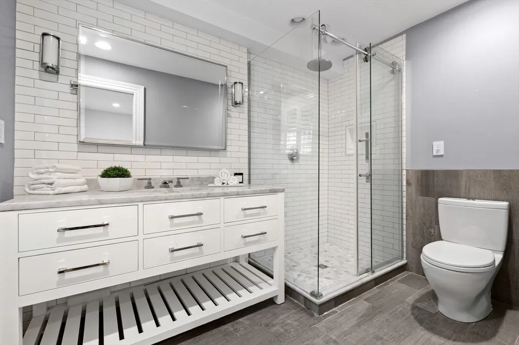 2 bed, 2.5 bath apartment for rent at 80 Worcester St Unit A, South End — photo 28 of 34