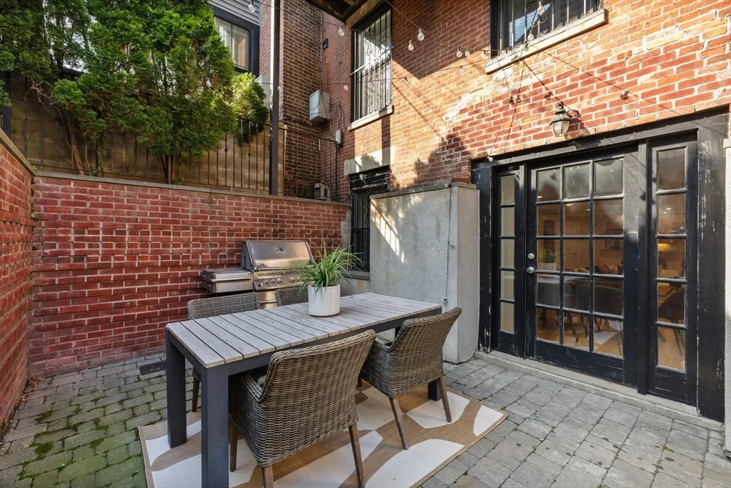 2 bed, 2.5 bath apartment for rent at 80 Worcester St Unit A, South End — photo 8 of 34