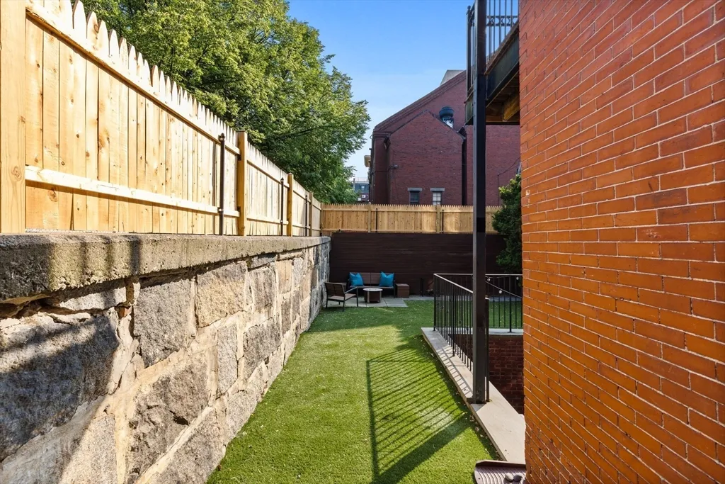 2 bed, 2.5 bath apartment for rent at 80 Worcester St Unit A, South End — photo 5 of 34
