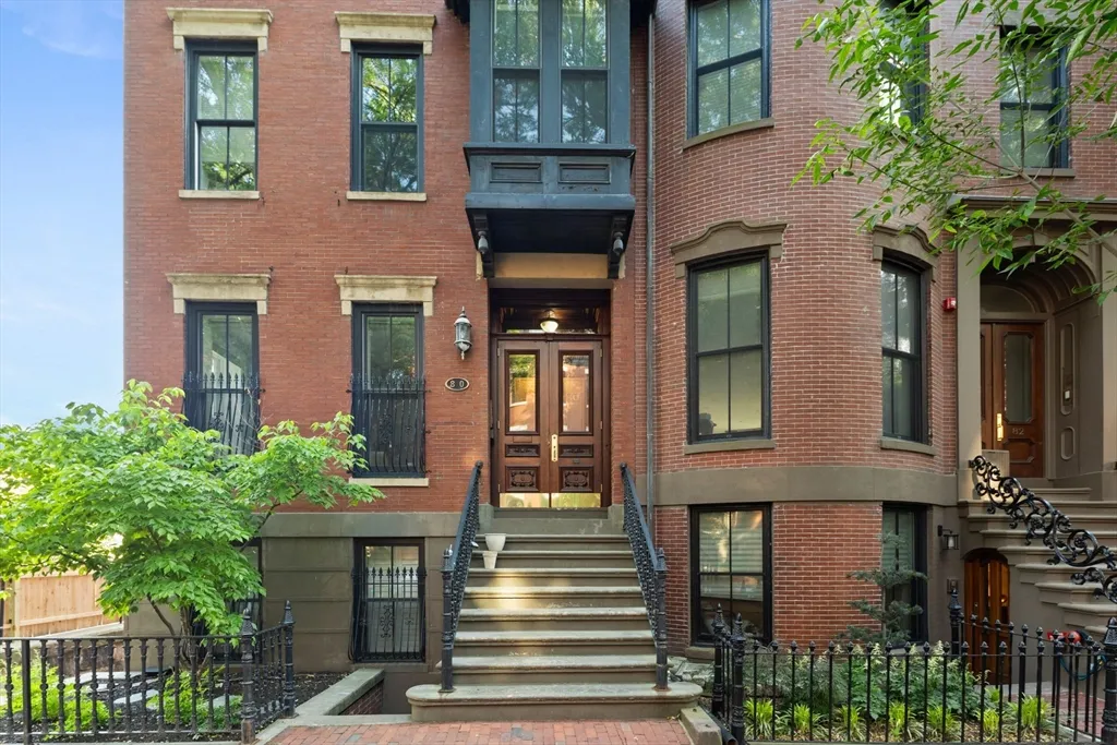 2 bed, 2.5 bath apartment for rent at 80 Worcester St Unit A, South End — photo 1 of 34
