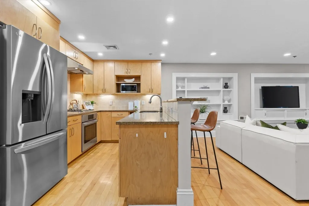 2 bed, 2.5 bath apartment for rent at 80 Worcester St Unit A, South End — photo 19 of 34