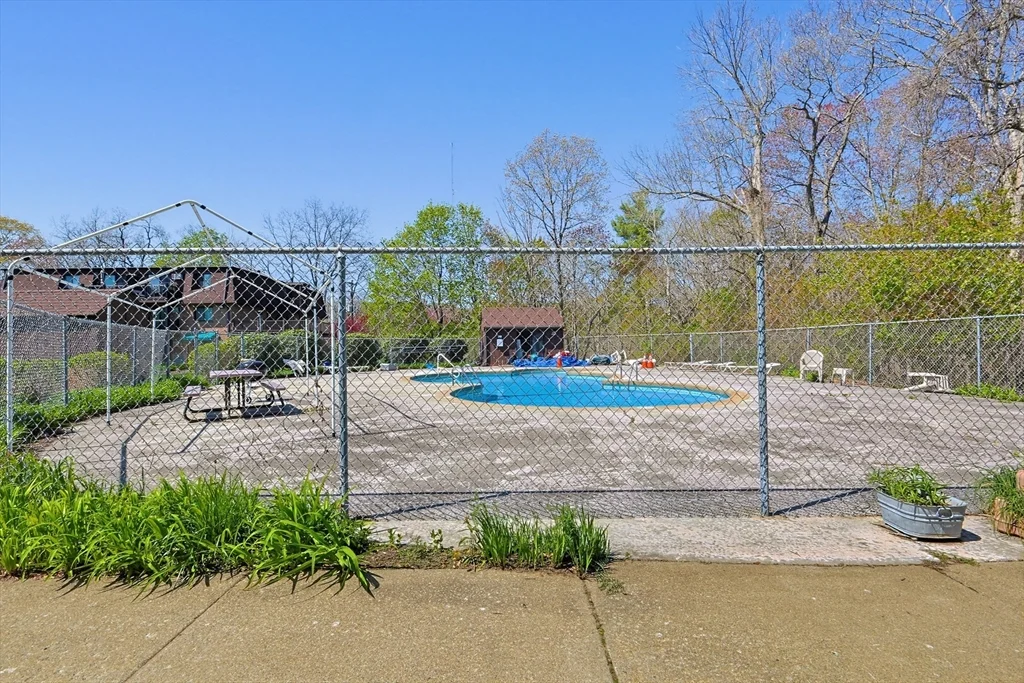 1 bed, 1 bath apartment for rent at 800 County Unit 3, Taunton — photo 16 of 18