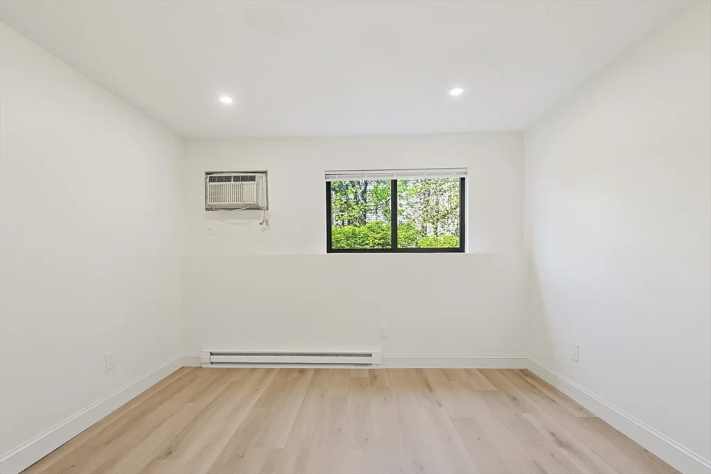 1 bed, 1 bath apartment for rent at 800 County Unit 3, Taunton — photo 11 of 18