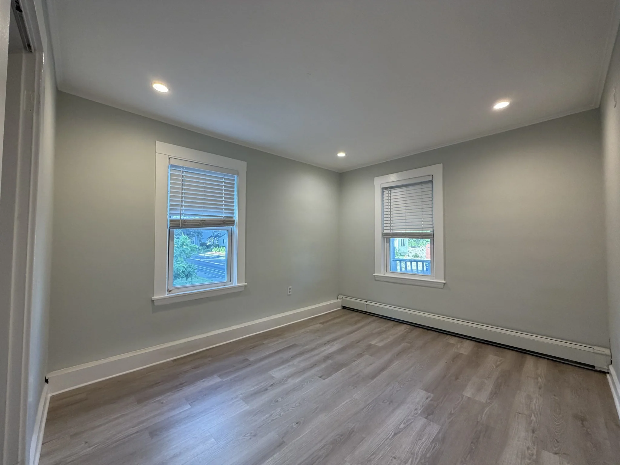 3 bed, 1 bath apartment for rent at 801 Granite St Unit 2, Braintree — photo 6 of 8