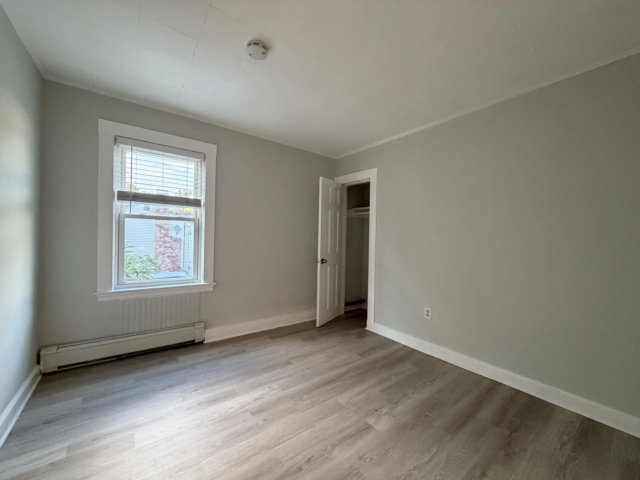 3 bed, 1 bath apartment for rent at 801 Granite St Unit 2, Braintree — photo 5 of 8