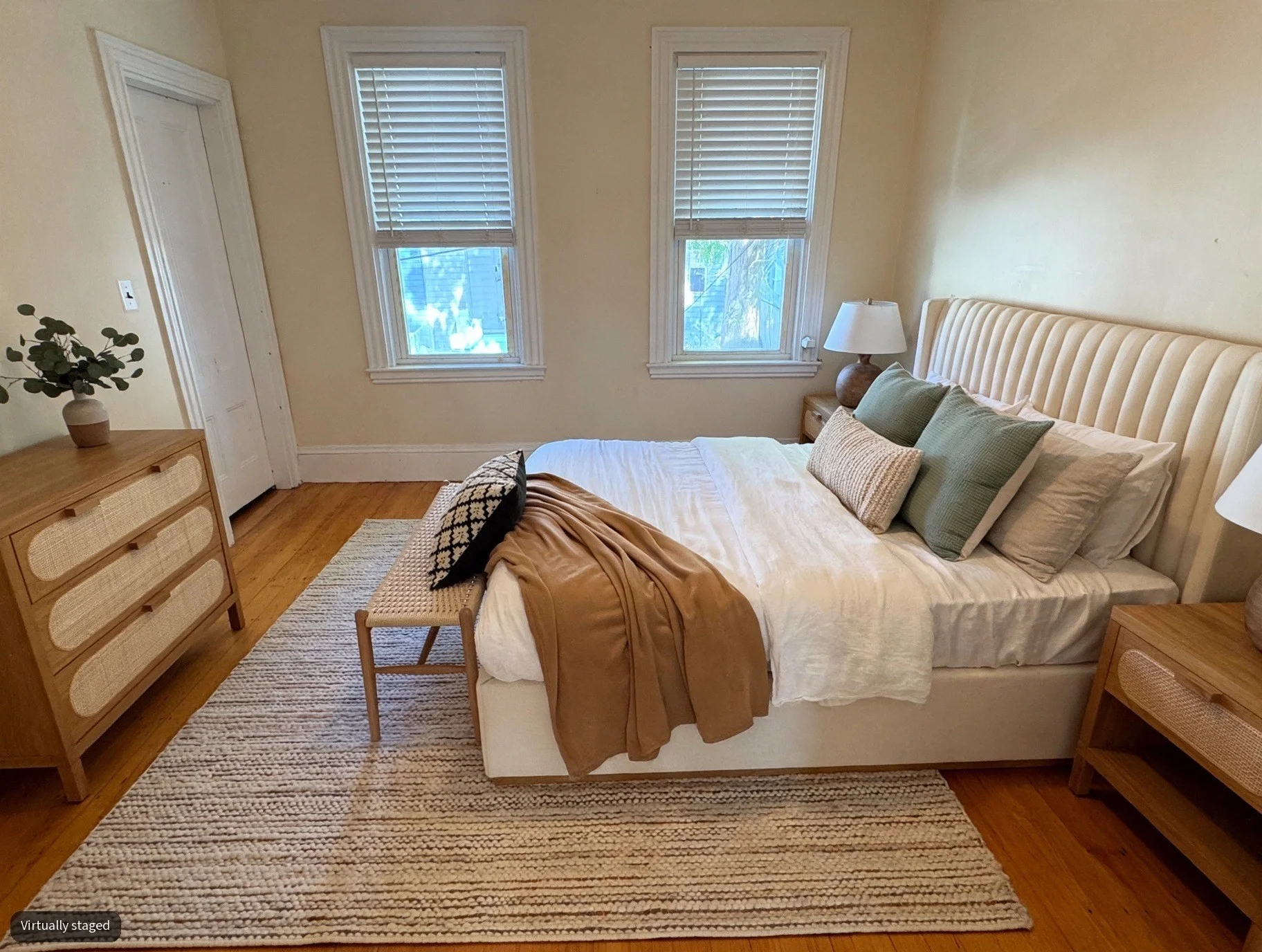 2 bed, 1 bath apartment for rent at 802 E 5th  Rear Unit 2, South Boston — photo 5 of 6
